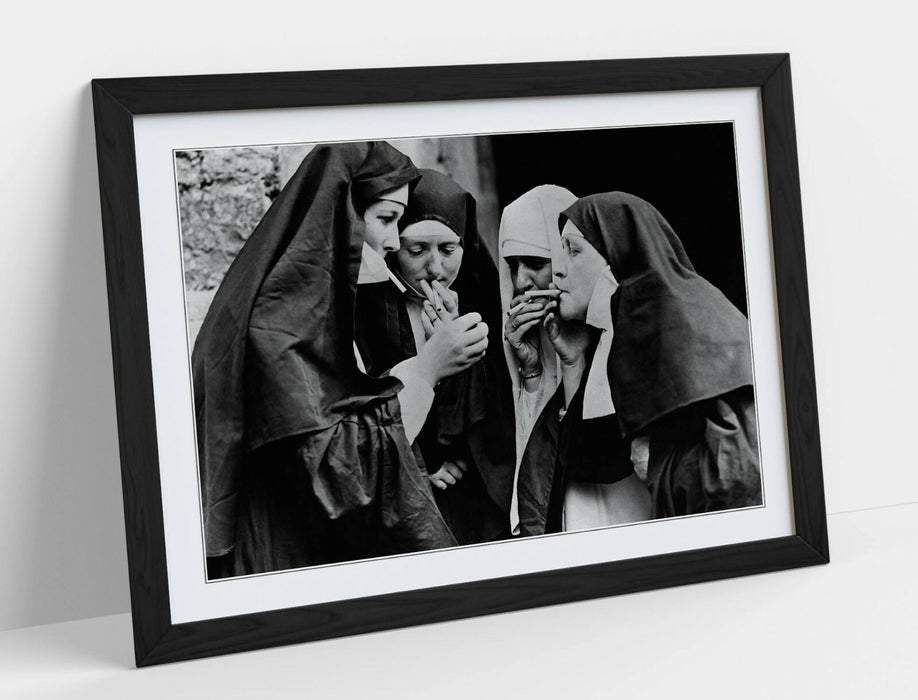 SMOKING NUNS ICONIC VINTAGE PHOTOGRAPH -FRAMED WALL ART POSTER PICTURE PRINT