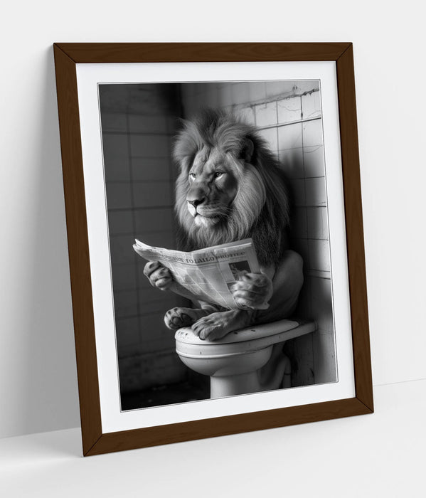 FUNNY LION SITTING ON TOILET BATHROOM DECOR FRAMED WALL ART POSTER PRINT 4 SIZES