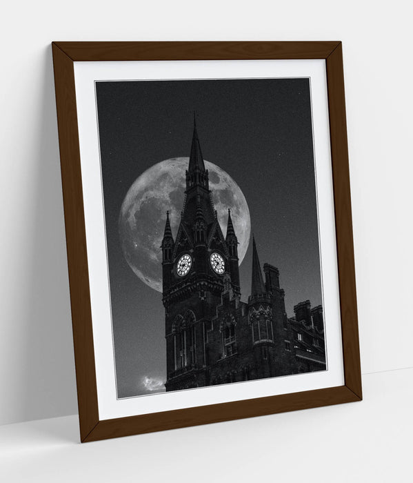 Westminster Abbey Wall Art – Framed London Poster Print With Full Moon Artwork