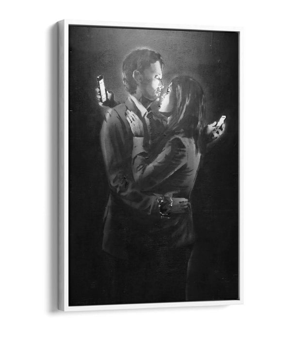 BANKSY MOBILE LOVERS -FLOAT EFFECT CANVAS WALL ART PIC PRINT- BLACK & WHITE