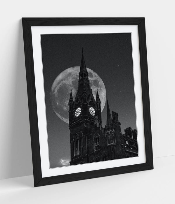 Westminster Abbey Wall Art – Framed London Poster Print With Full Moon Artwork