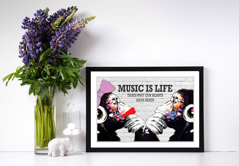 MONKEY DJ BANKSY MUSIC IS LIFE STREET WALL FRAMED ART PRINT ARTWORK 4 SIZES