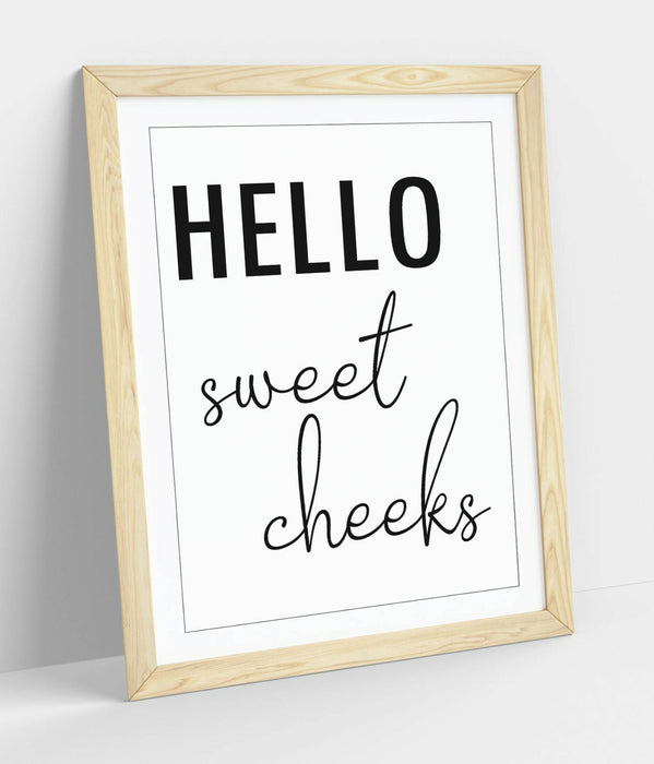 "HELLO SWEET CHEEKS" FUNNY SLOGAN QUOTE BATHROOM -FRAMED WALL ART PICTURE PRINT