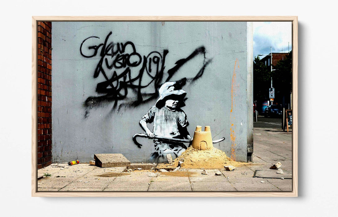 Canvas Wall Art Print – Banksy Spraycation Graffiti Sandcastle Float Effect
